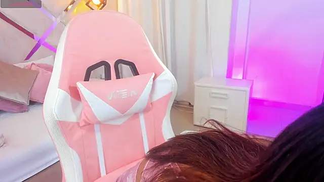 karlaa megan online show from 02/07/26, 09:56