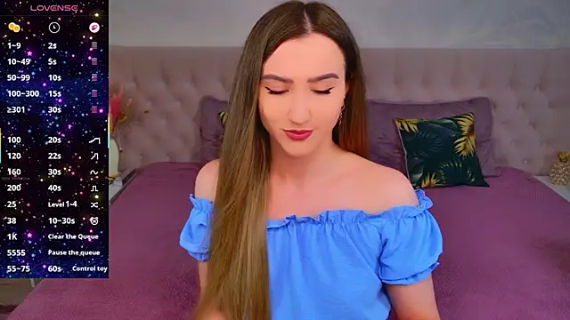 JasminUqueen online show from 04/11/26, 01:13