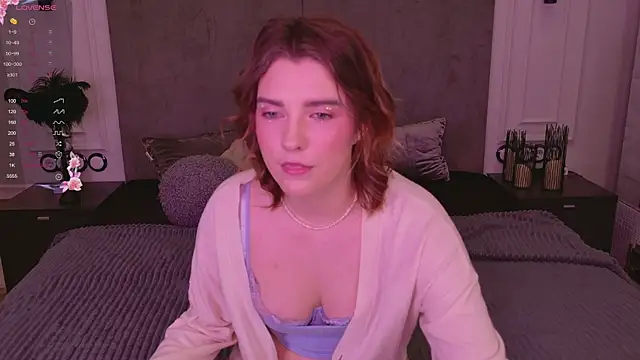 mmm  yes online show from 03/12/26, 02:21