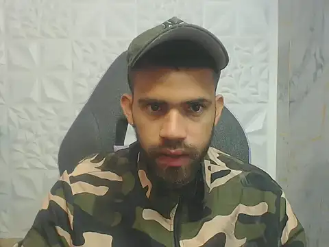 Snapshot of chacorta_ chatting on 02/18/26, 01:18 chacorta online show from 02/18/26, 01:18