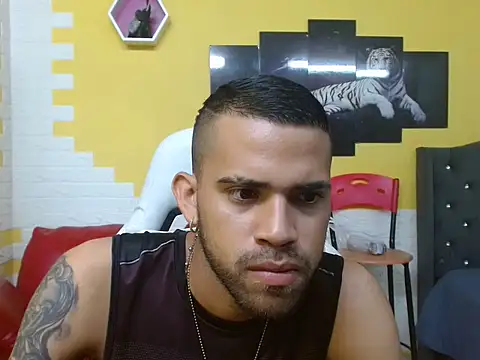 Snapshot of chacorta_ chatting on 05/13/26, 12:50 chacorta online show from 05/13/26, 12:50
