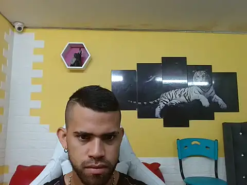 Snapshot of chacorta_ chatting on 06/02/26, 01:00 chacorta online show from 06/02/26, 01:00