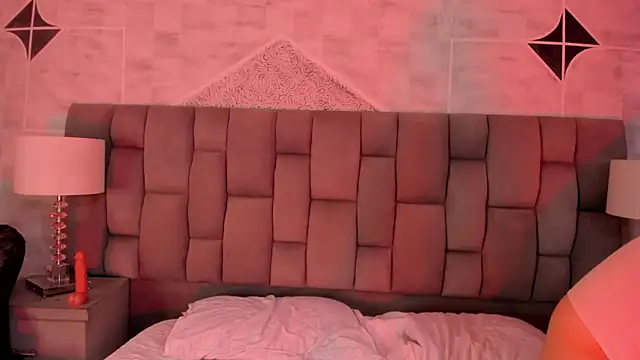 noahWolff  online show from 02/14/26, 06:35