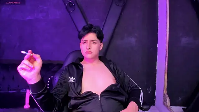 noahWolff  online show from 02/05/26, 05:14