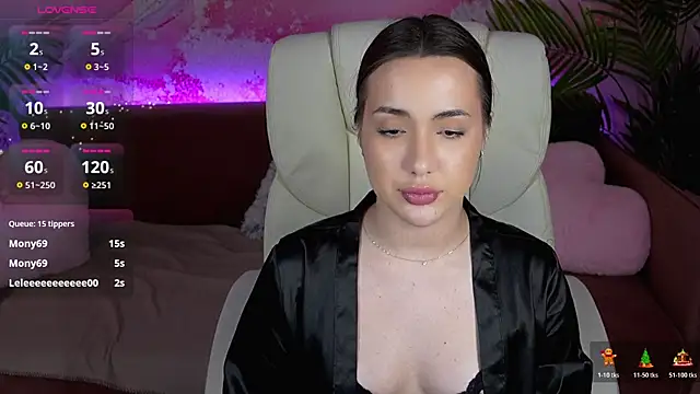 OliviaMoore  online show from 03/04/26, 06:59