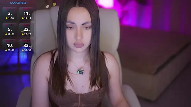 OliviaMoore  online show from 03/25/26, 02:16