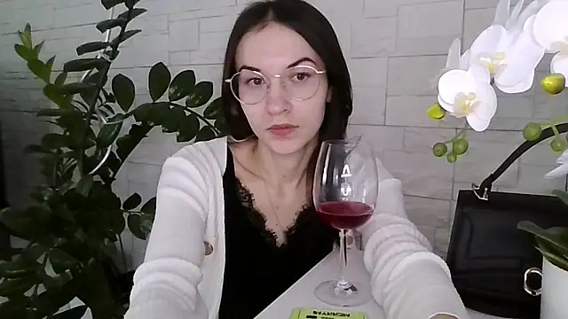 JuliaLovely online show from 03/09/26, 03:48