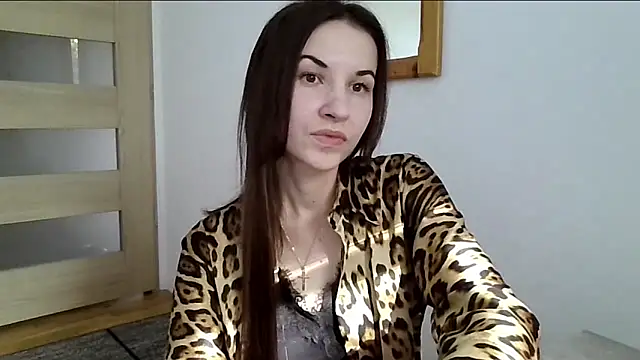 JuliaLovely online show from 04/25/26, 02:25
