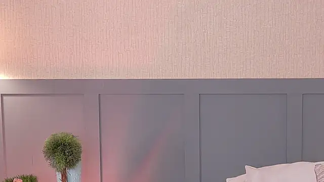 Annia-Greco online show from 02/19/26, 02:58