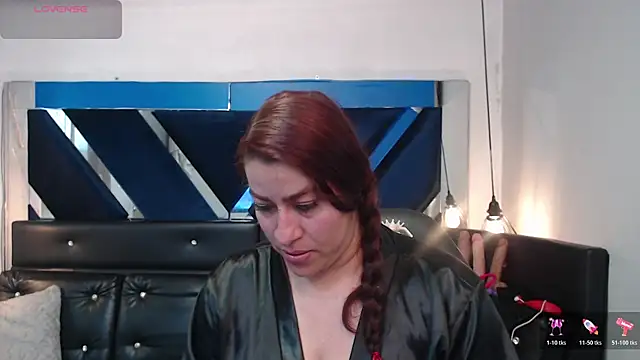 Snapshot of Alison-mar chatting on 07/17/26, 07:33 Alison-mar online show from 07/17/26, 07:33