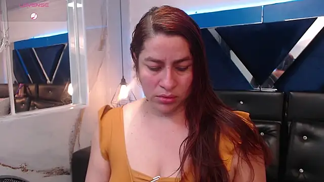 Snapshot of Alison-mar chatting on 05/28/26, 08:15 Alison-mar online show from 05/28/26, 08:15