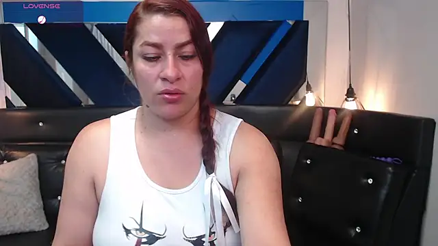 Snapshot of Alison-mar chatting on 07/15/26, 07:32 Alison-mar online show from 07/15/26, 07:32