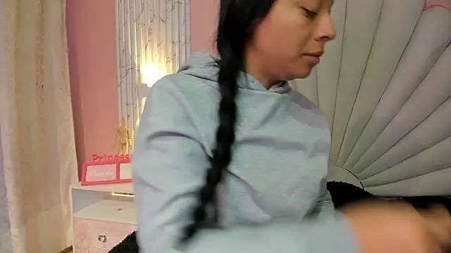 Kateemos online show from 03/12/26, 02:54