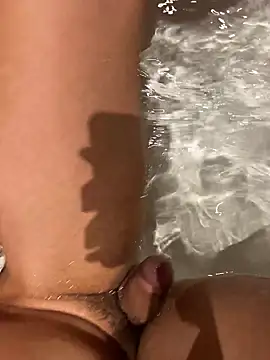 Snapshot of Namipeitudinha chatting on 02/22/26, 01:19 Namipeitudinha online show from 02/22/26, 01:19