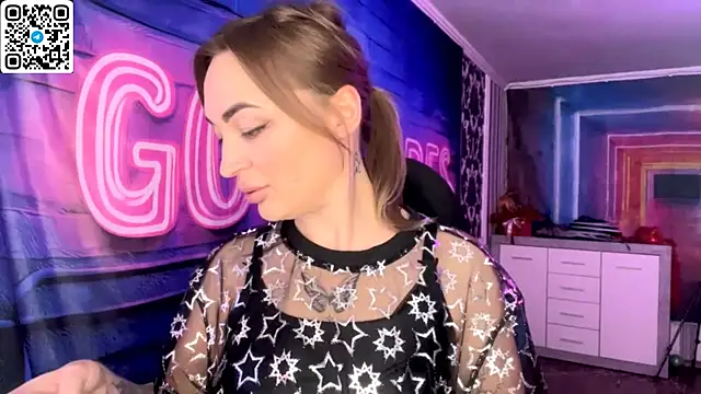 Vellora  online show from 04/19/26, 11:00