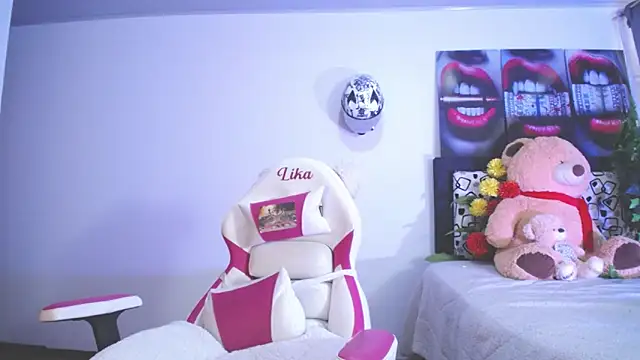lika little0 online show from 05/25/26, 09:24