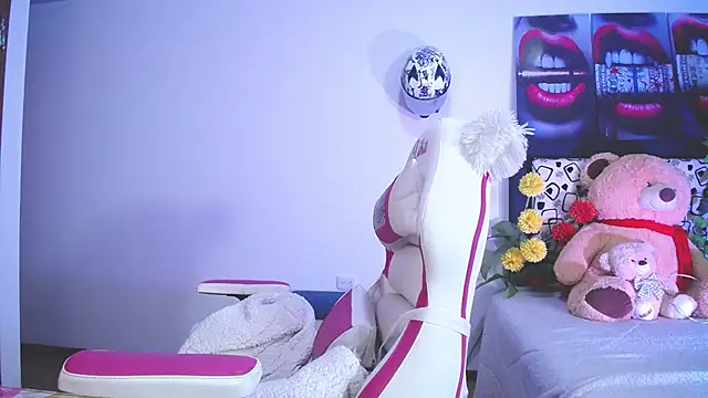 lika little0 online show from 06/19/26, 11:09