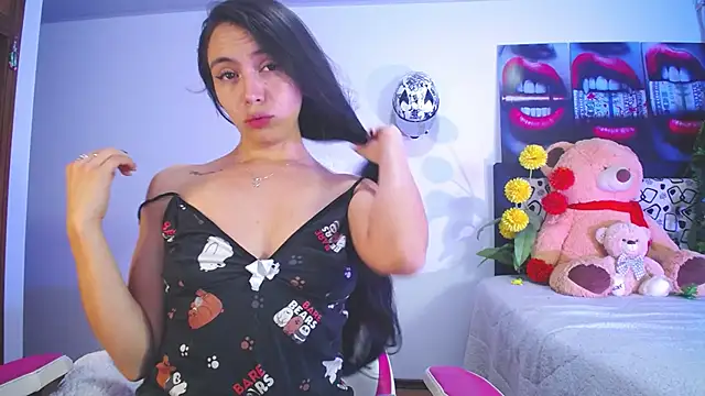 lika little0 online show from 05/17/26, 11:49