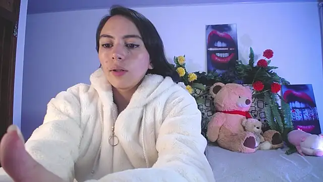 lika little0 online show from 03/27/26, 11:49