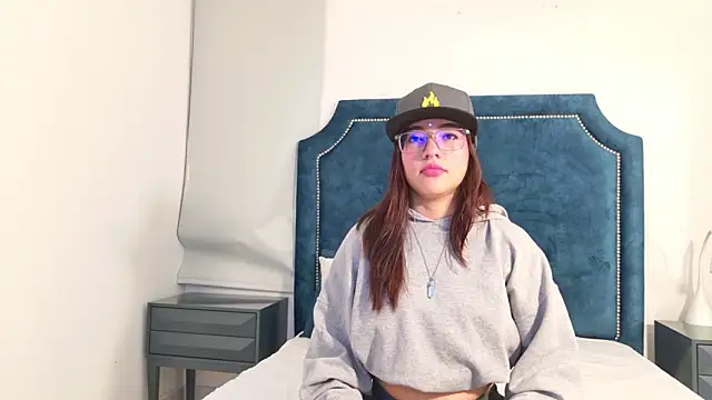 AntonellaBons online show from 03/05/26, 11:32