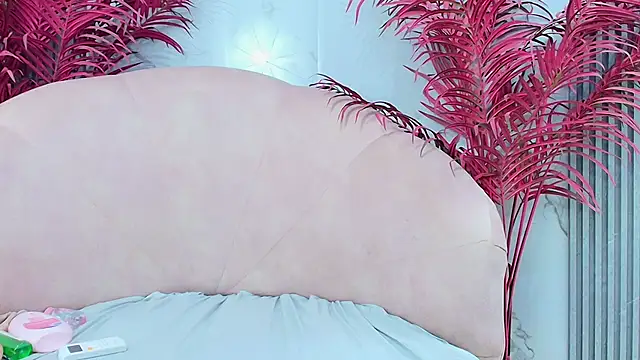 EmmaLebrun online show from 02/20/26, 11:56