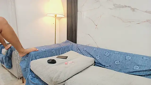 EmmaLebrun online show from 02/12/26, 03:50