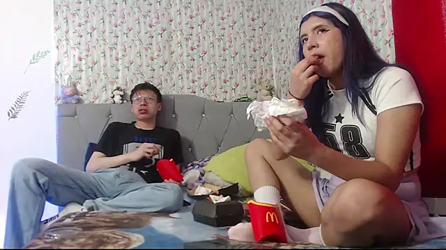 STEFANY  JACK online show from 04/05/26, 10:16