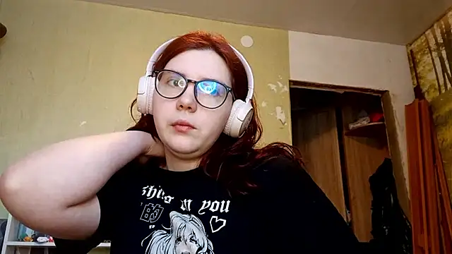 VannessaDillenbeck online show from 02/05/26, 07:26