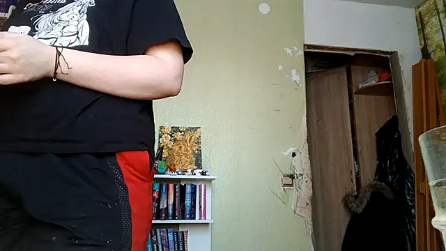 VannessaDillenbeck online show from 02/18/26, 07:17