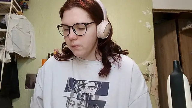 VannessaDillenbeck online show from 02/09/26, 07:50