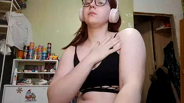 VannessaDillenbeck online show from 02/12/26, 12:27