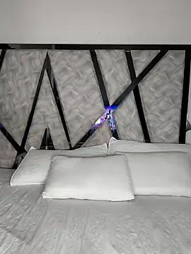 Denise wolfe21 online show from 04/18/26, 10:28