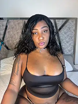 Snapshot of Denise_wolfe21 chatting on 03/03/26, 03:52 Denise wolfe21 online show from 03/03/26, 03:52