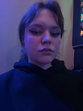 Snapshot of Lika__Sweeet chatting on 02/23/26, 11:05 Lika Sweeet online show from 02/23/26, 11:05