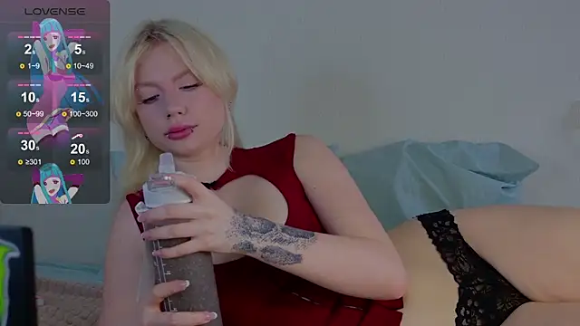 BladeSonya online show from 04/10/26, 01:29