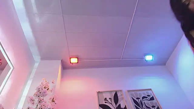 Maddie T18 online show from 02/28/26, 11:37