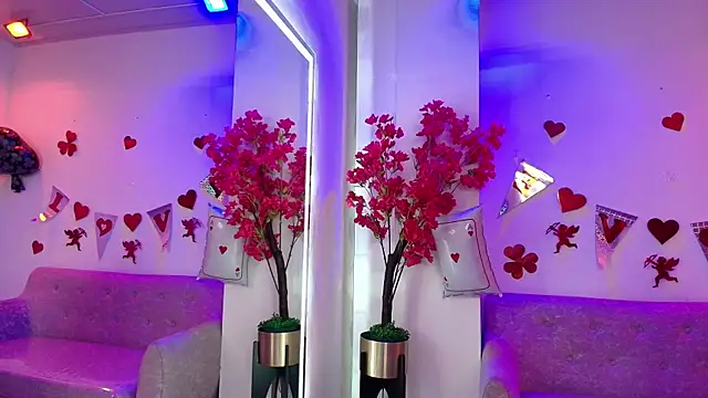 Maddie T18 online show from 02/12/26, 11:54