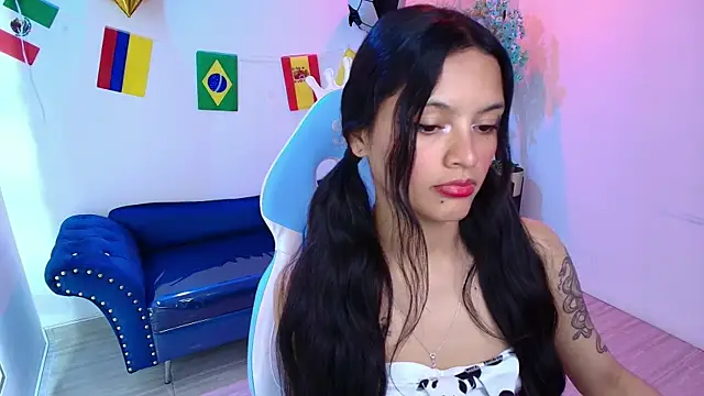 Maddie T18 online show from 06/26/26, 11:27