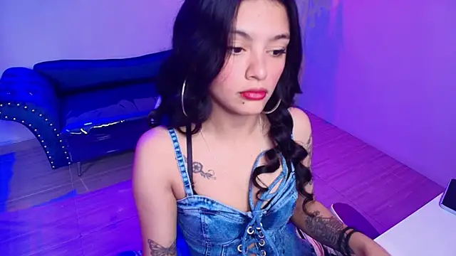 Maddie T18 online show from 04/08/26, 11:33