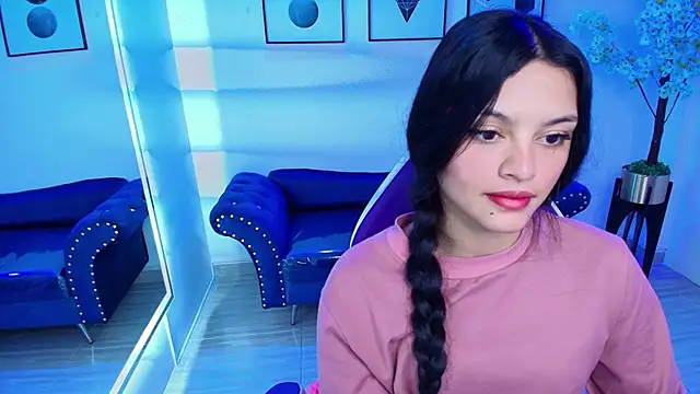 Maddie T18 online show from 05/06/26, 11:25