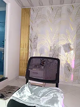 Nala OMG online show from 04/02/26, 07:09