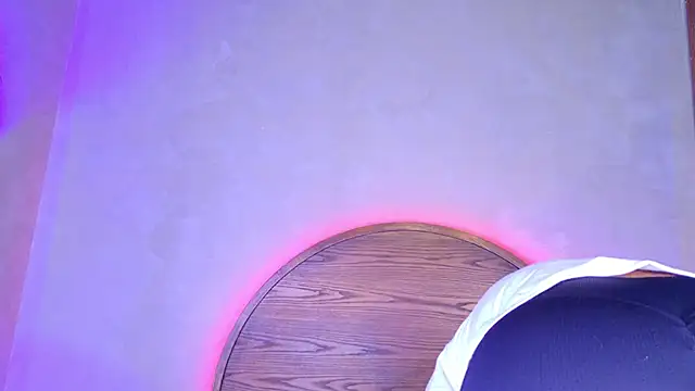 mollyjackson  online show from 05/23/26, 10:20