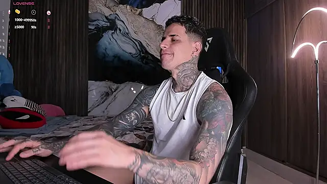 trisstann  online show from 04/01/26, 10:28