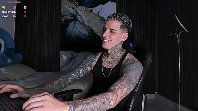 Snapshot of trisstann_ chatting on 02/25/26, 11:26 trisstann online show from 02/25/26, 11:26