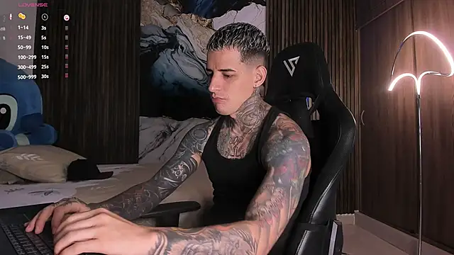 Snapshot of trisstann_ chatting on 02/17/26, 05:32 trisstann online show from 02/17/26, 05:32