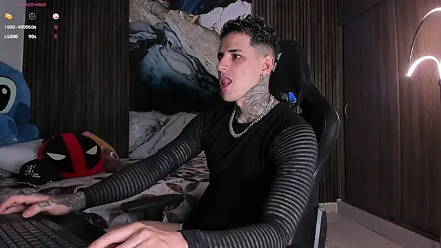 trisstann  online show from 04/07/26, 04:20