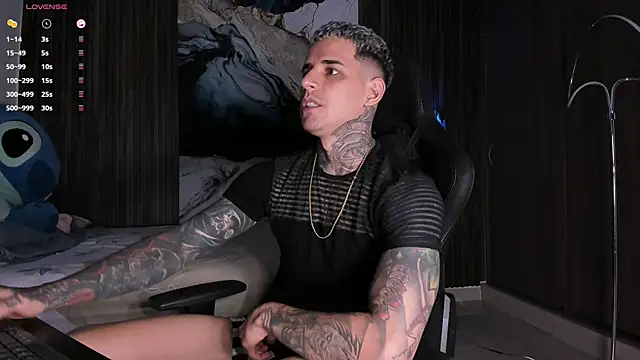 Snapshot of trisstann_ chatting on 02/21/26, 12:12 trisstann online show from 02/21/26, 12:12