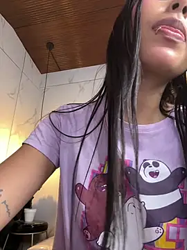 Perla lovely  online show from 04/29/26, 05:30
