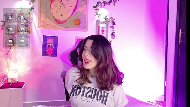 emicute  online show from 02/05/26, 11:11