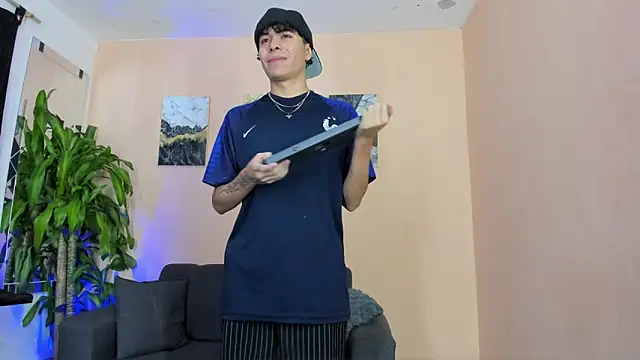 DesiresOfOlympus  online show from 03/25/26, 09:03